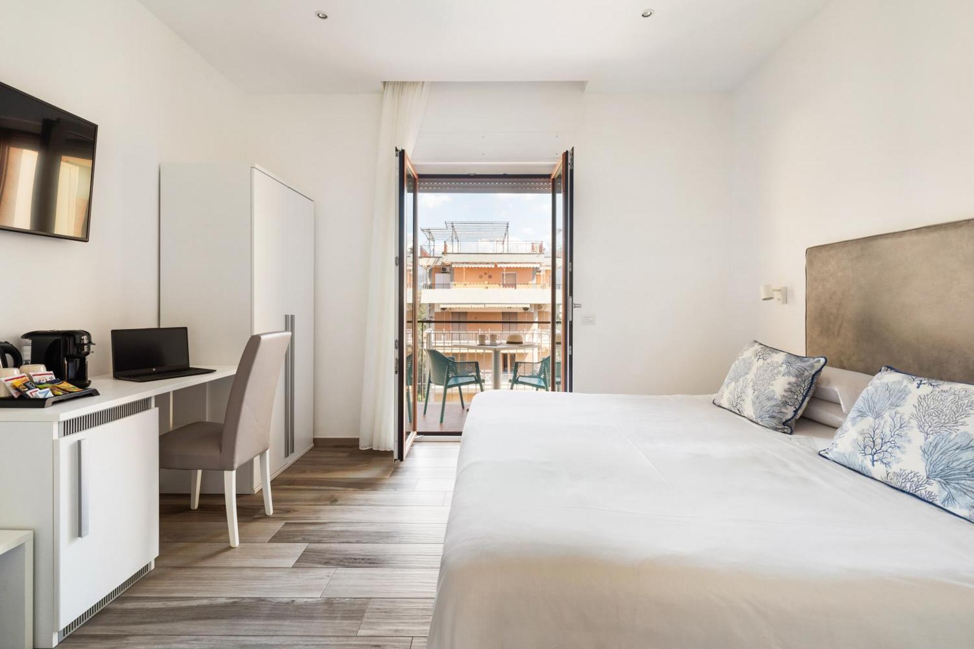 Yourhome - Maison Degli Aranci Sorrento Exterior photo